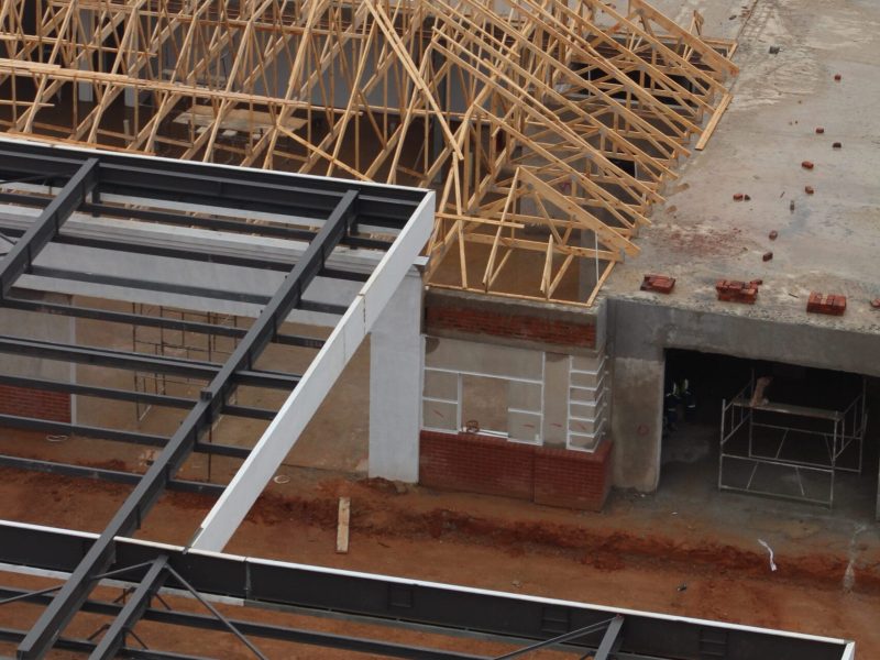 Canopy and Shop Building at ENGEN SANDTON by Theta Projects
