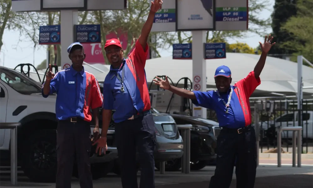 Retail fuel station project Carlswald Engen forecourt team at the completed service station