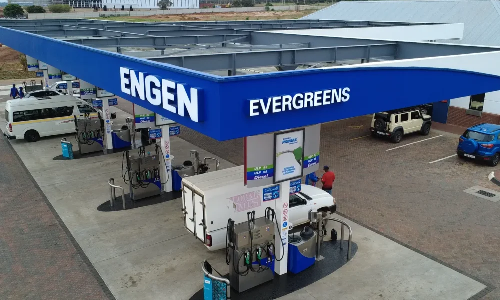 retail fuel station Kempton Park Engen Evergreens canopy with completed pumps and forecourt paving